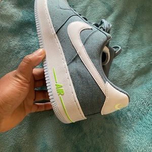 Meet your Posher, Brett